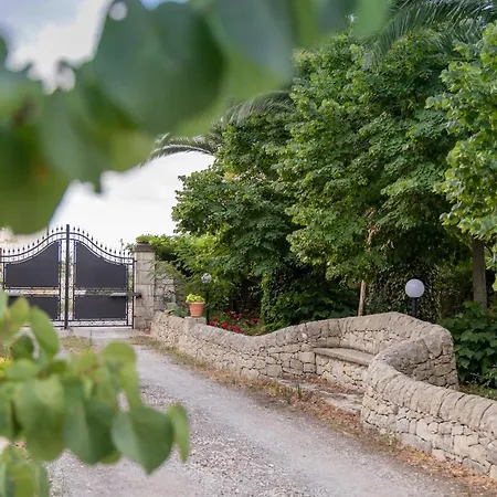 Casale Della Contea * Modica