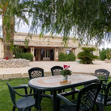 Casale Della Contea * Modica