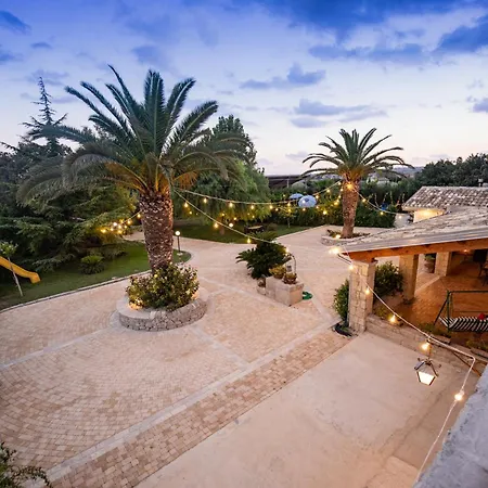 Casale Della Contea Modica